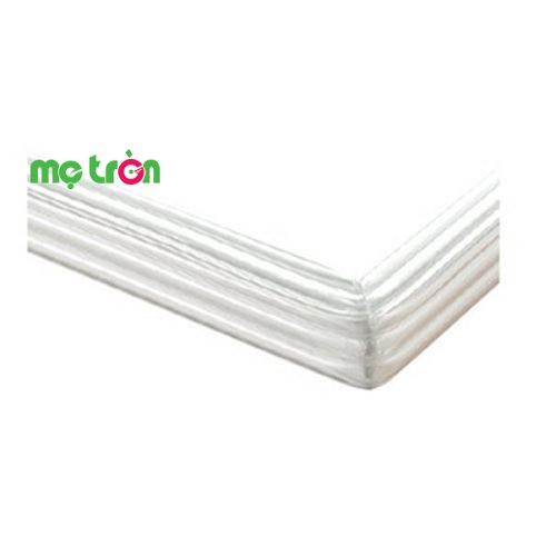 Sản phẩm được làm từ chất liệu nhựa nhiệt dẻo PVC nên rất mềm và an toàn cho bé