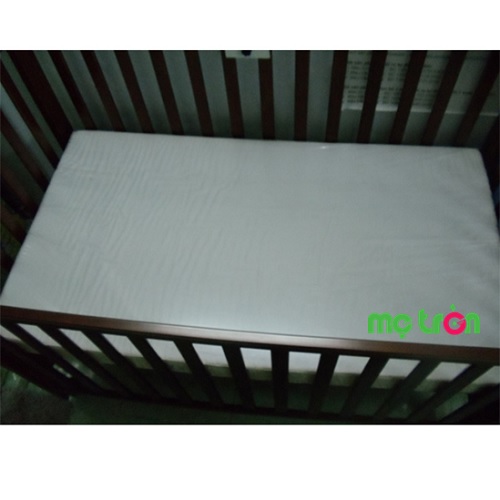 Nệm được thiết kế phù hợp với nôi cũi để bé có giấc ngủ ngon và an toàn