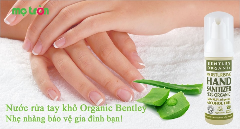Nước rủa tay khô là sản phẩm an toàn và tiện lợi cho mẹ và bé