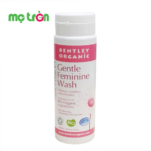 <p>Dung dịch vệ sinh phụ nữ organic Bentley (250ml) được chiết xuất từ thành phần lô hội, hoa oải hương và hoa cúc giúp làm sạch một cách nhẹ nhàng và bảo vệ vùng kín của phụ nữ. Sản phẩm đã thông qua quá trình kiểm nghiệm phụ khoa lâm sàng và được chứng nhận là sản phẩm organic.</p>