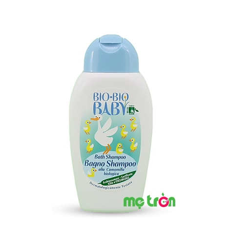 Sữa tắm gội cho bé Bio Bio Baby được điều chế từ các thành phần hữu cơ (100% Organic) chiết xuất của hoa cúc La Mã Chamomile và các protein thực vật giúp làm sạch da và tóc tơ cho bé được nhập khẩu trực tiếp từ Ý mang đến cảm giác thoải mái nhất nhờ mùi thơm dịu nhẹ.