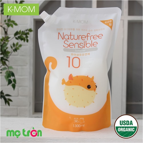 <p>Nước xả vải hữu cơ K-Mom Hàn Quốc dạng túi màu cam 1300ml là sản phẩm được nhập khẩu trực tiếp từ Hàn Quốc với dung tích 1300ml tiện lợi và tiết kiệm cho mẹ khi sử dụng, điều chế từ các nguyên liệu sạch được chứng nhận từ USDA là các thành phần Organic (chứng nhận hữu cơ) bảo vệ làn da bé.</p>