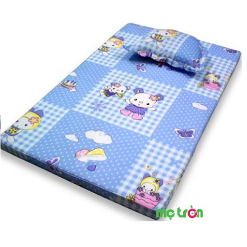 Nệm trẻ em thiết kế thông minh thấm hút tốt BMT Việt Nam 70x120 cm thông khí tốt, thoát ẩm nhanh, có độ phẳng cao nên khi sử dụng đảm bảo sự tuần hoàn máu, không gây mệt mỏi sau khi ngủ. Đồng thời giữ lưng bé luôn thẳng, không làm ảnh hưởng đến cột sống của bé.