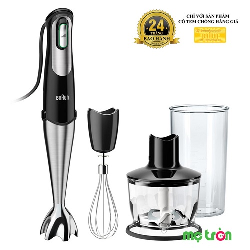 Máy xay Braun MQ735 Sauce màu đen với cối xay có dung tích lớn 500ml đi kèm cây đánh trứng cùng ly đong tiện lợi sẽ hỗ trợ bạn tối ưu cho công việc sơ chế những thực phẩm phục vụ trong việc nấu nướng của chị em một cách dễ dàng. Thiết kế cây xay với lưỡi xay chuông xoắn dạng độc đáo giúp hạn chế văng thực phẩm khi xay, đảm bảo vấn đề an toàn thực phẩm và vệ sinh cho không gian nhà bếp sử dụng.