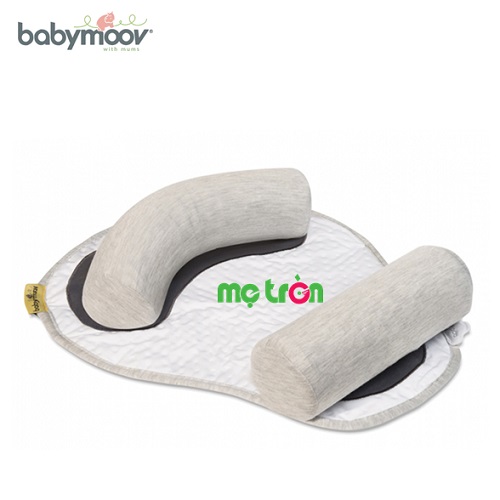 Gối chặn an toàn Cosypad Babymoov được làm từ chất liệu cotton an toàn. Gối hỗ trợ cho bé có tư thế ngủ thoải mái, không bị giật mình và tránh bé tự xoay lật khi ngủ. 2 miếng chặn có thể điều chỉnh dễ dàng phù hợp với cơ thể và tư thế ngủ của bé. 