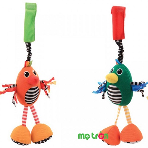 Đồ chơi treo nôi thiết kế an toàn siêu đáng yêu Sassy 80184 được bằng vải mềm mại, với các hình ảnh và nhiều màu sắc âm thanh khác nhau, thuận tiện dùng từ khi bé sơ sinh cho đến lớn: treo trên cũi, nôi xách du lịch, xe đầy, xe ô tô
