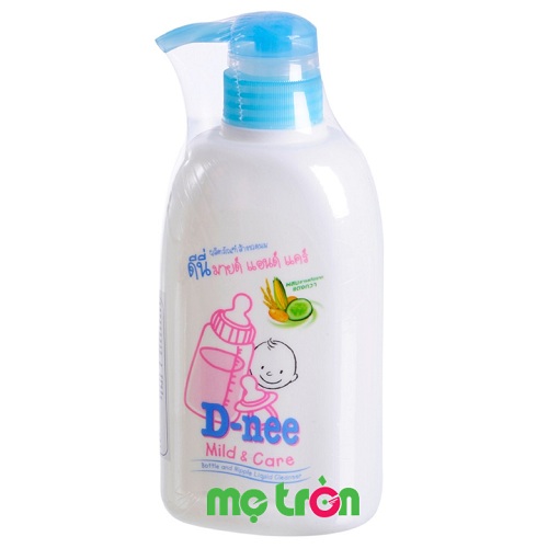 Nước rửa bình sữa DNee Thái Lan dạng bình 500ml được sản xuất từ thực phẩm tự nhiên giúp lấy đi mọi chất cặn và vết bẩn trên bình sữa, đồ chơi, đồ dùng ăn uống của bé yêu một cách nhanh chóng và an toàn nhất. 